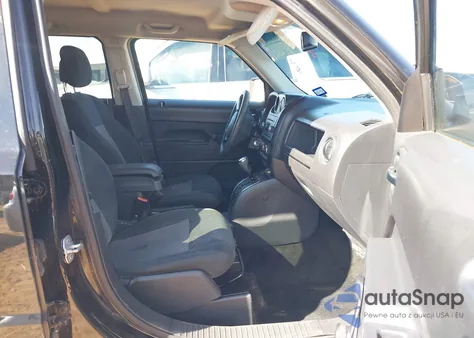 2016 Jeep Patriot Sport из США, поврежденный, VIN 1C4NJPBA6GD648916